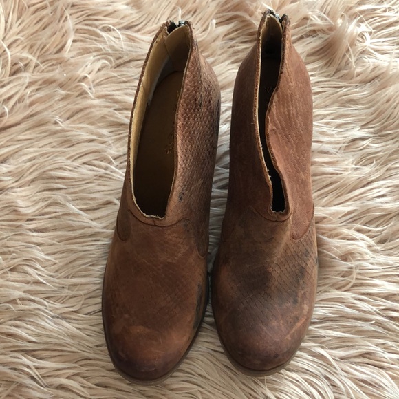 KORKS Brown Snake Gemini Chunky Ankle Boots - Picture 2 of 9